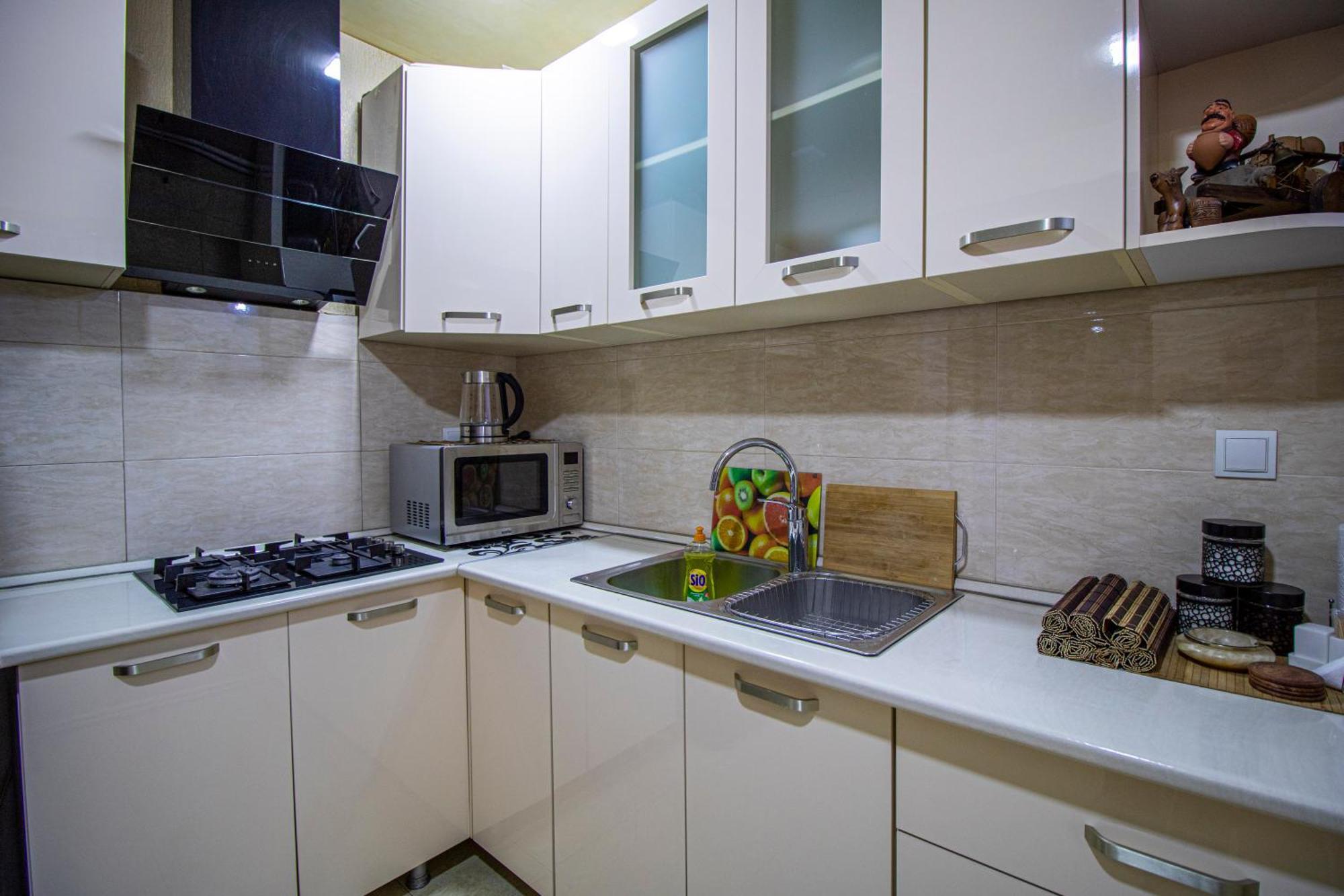 Cozy Apartment On Kostava Тбилиси Екстериор снимка