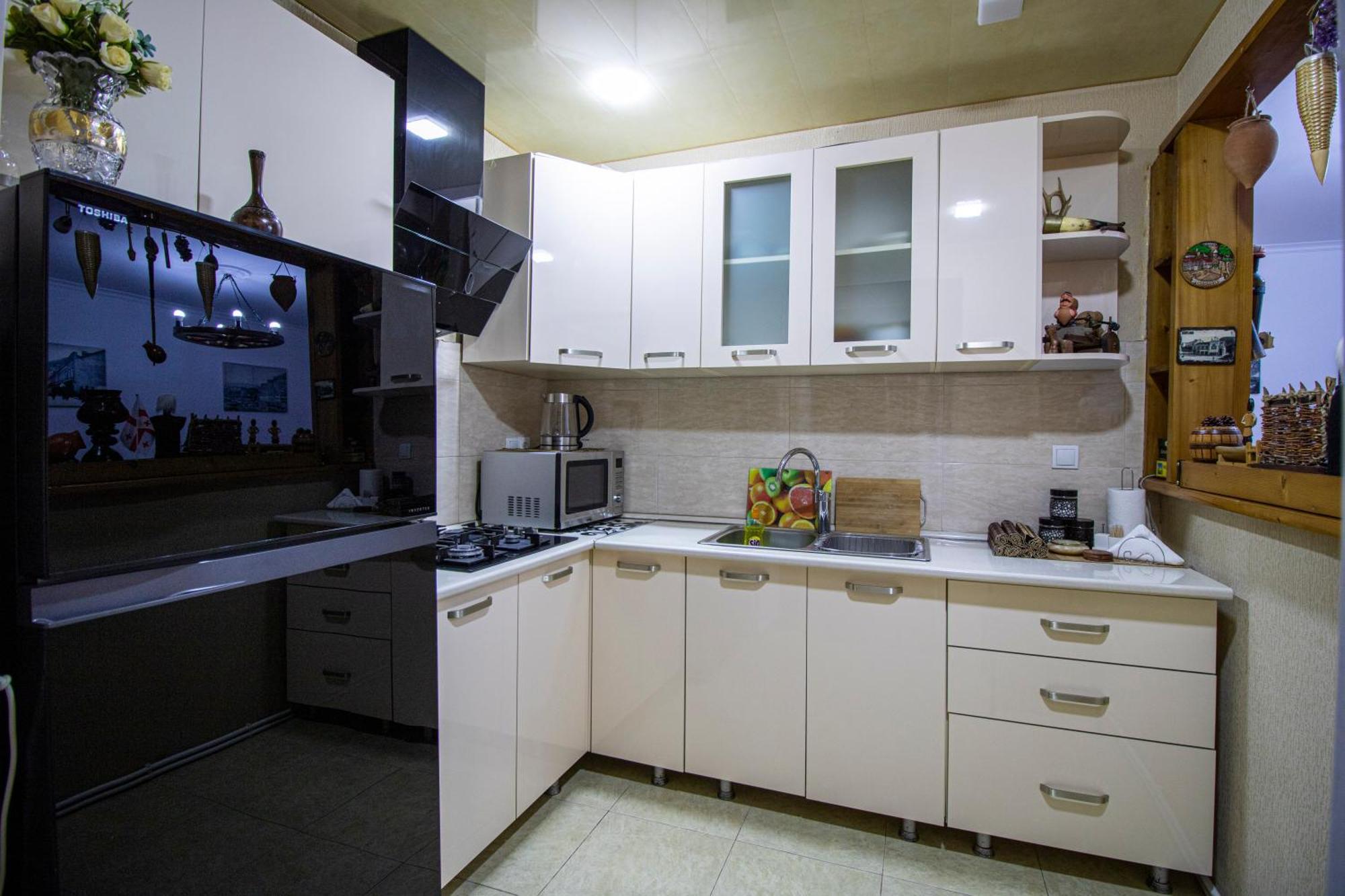 Cozy Apartment On Kostava Тбилиси Екстериор снимка